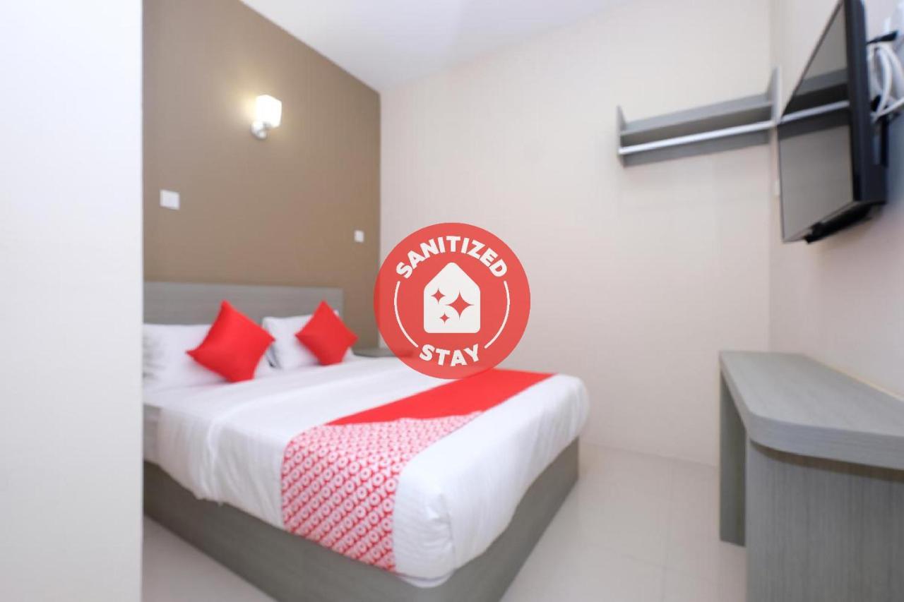 Super Oyo 43935 Mancalin Hotel Куантан Екстериор снимка