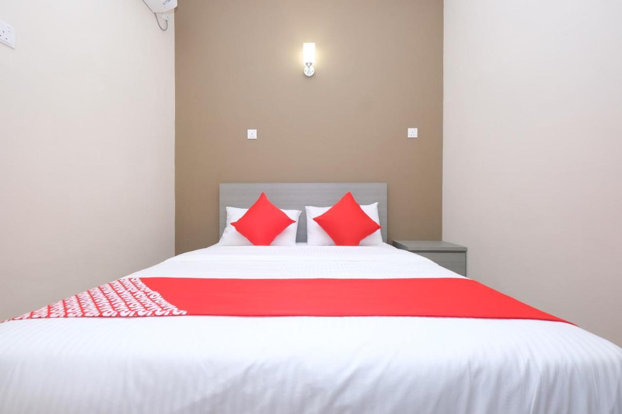 Super Oyo 43935 Mancalin Hotel Куантан Екстериор снимка