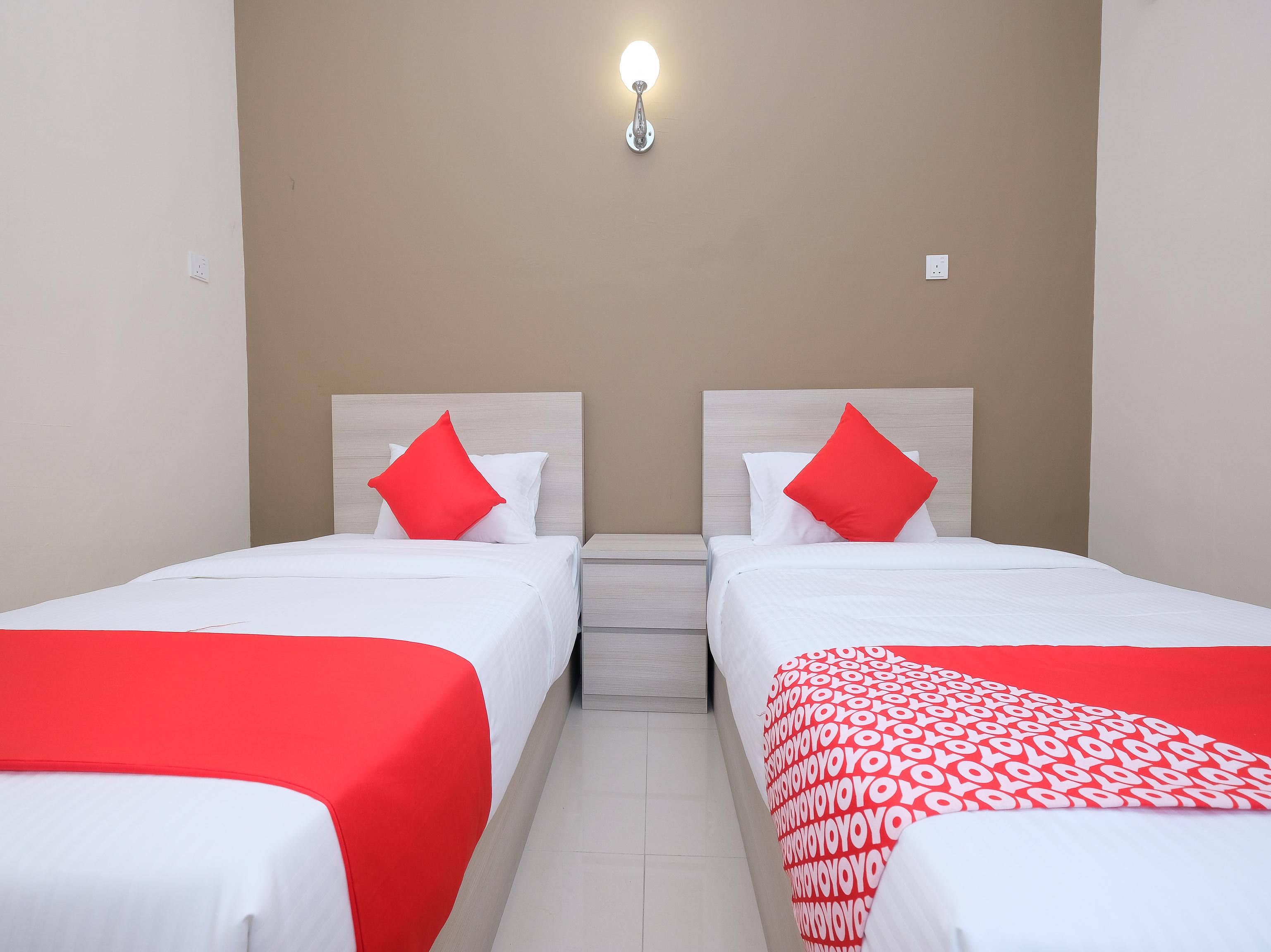 Super Oyo 43935 Mancalin Hotel Куантан Екстериор снимка