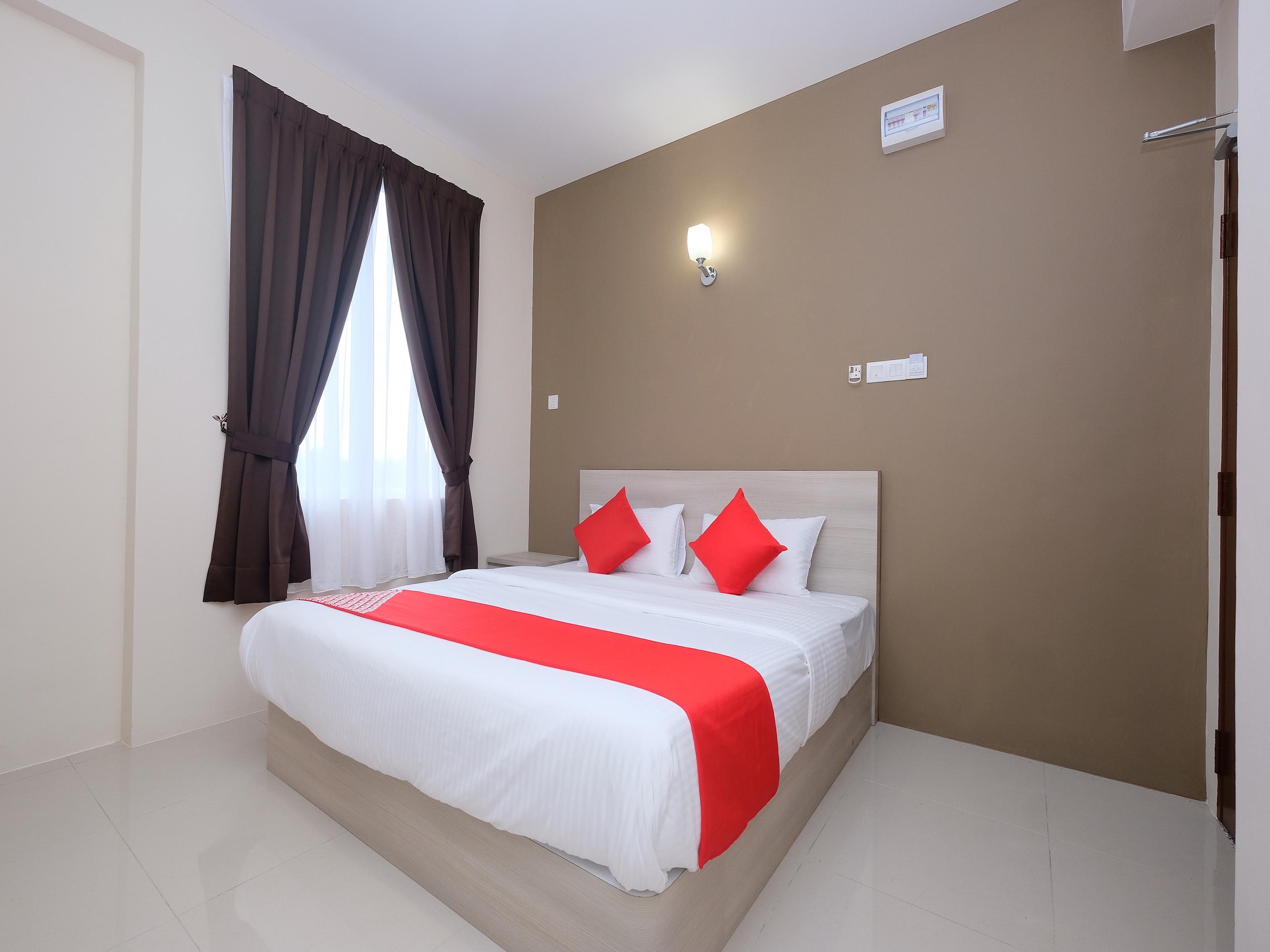 Super Oyo 43935 Mancalin Hotel Куантан Екстериор снимка