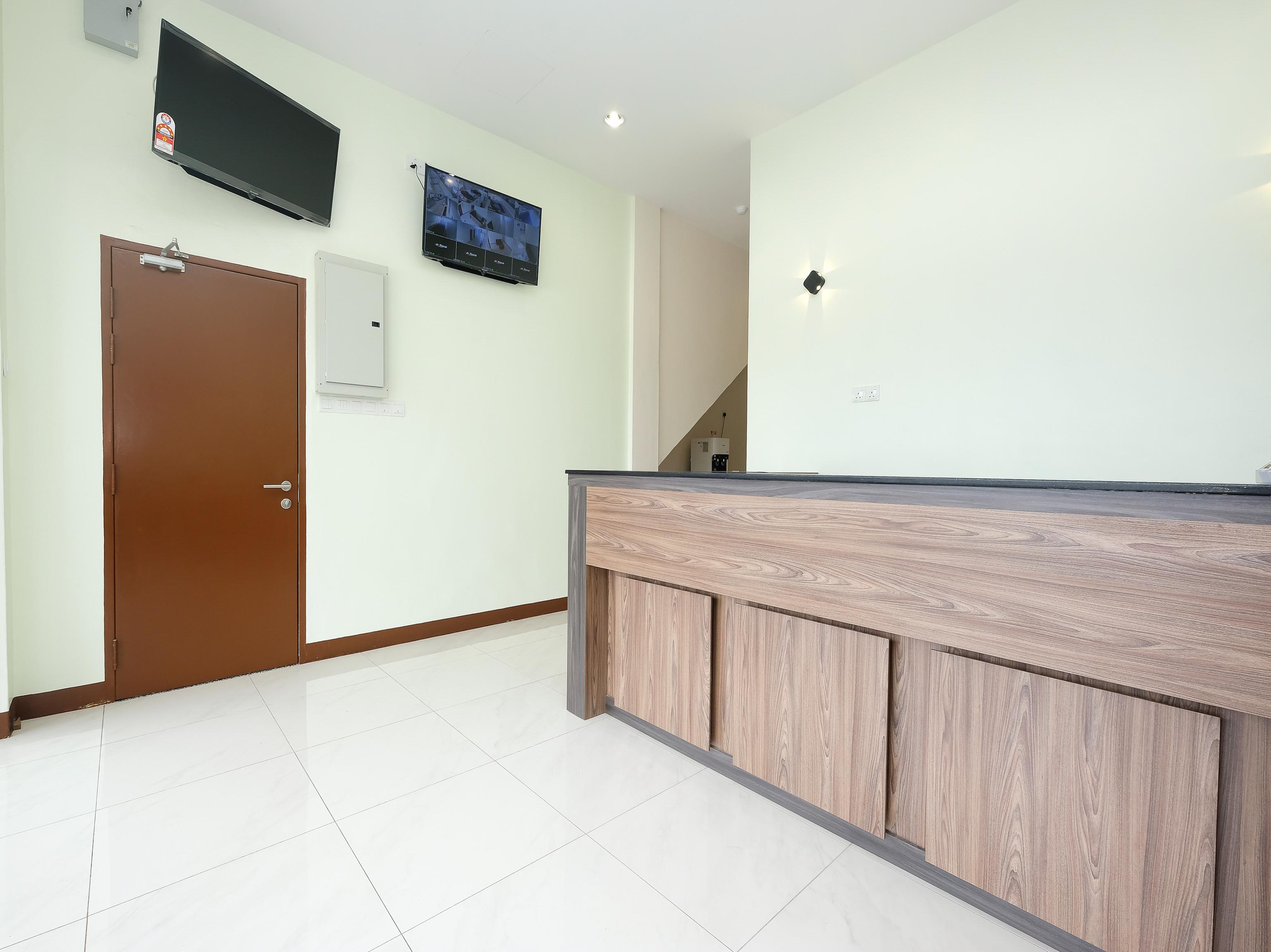 Super Oyo 43935 Mancalin Hotel Куантан Екстериор снимка