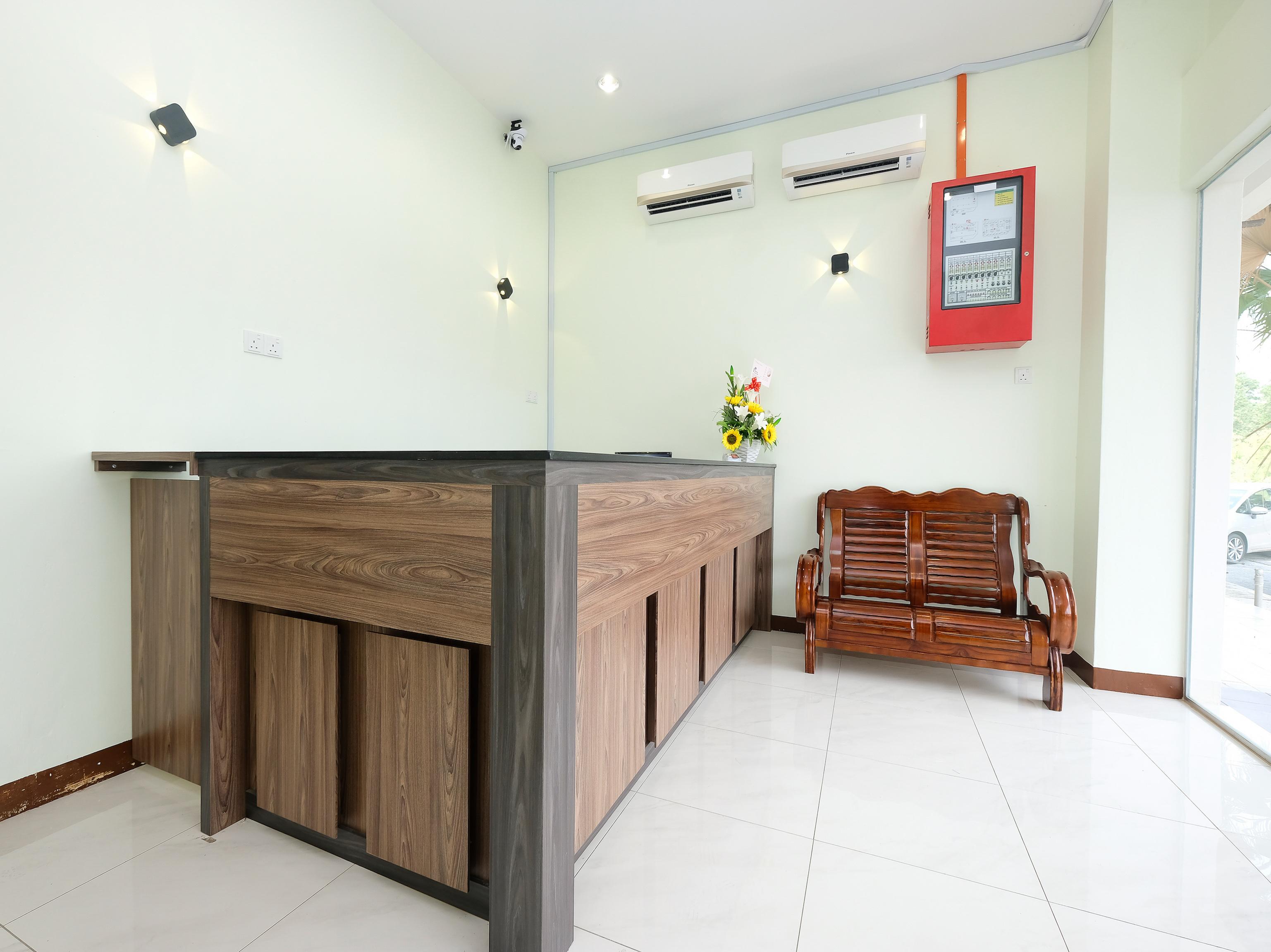 Super Oyo 43935 Mancalin Hotel Куантан Екстериор снимка